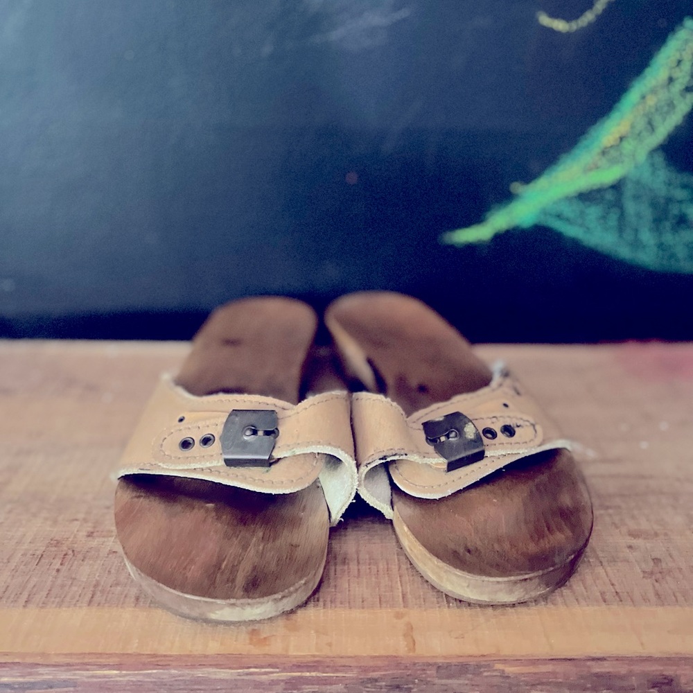 - Original wooded slip on’s- Dr. Scholl’s
